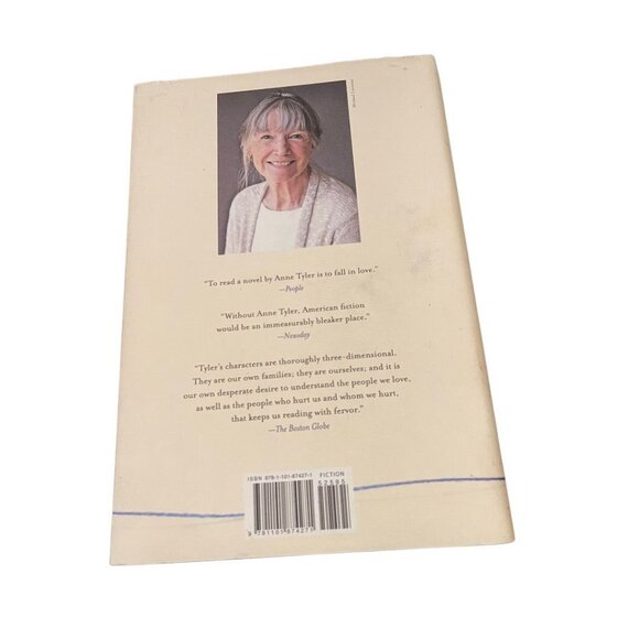 A Spool of Thread Anne Tyler Signed First Edition Hardcover Book - Picture 9 of 12